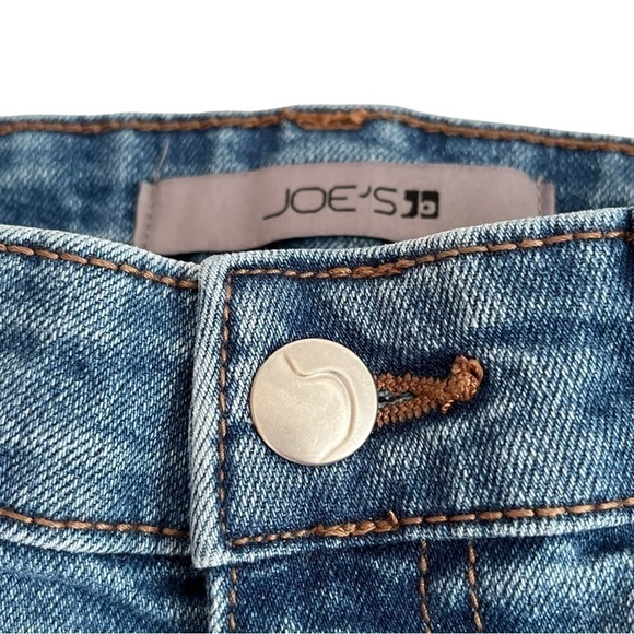 Joe’s Jeans Tomboy Slim Jean in Bibiana High Waisted Distressed Ankle Cropped - Picture 7 of 17